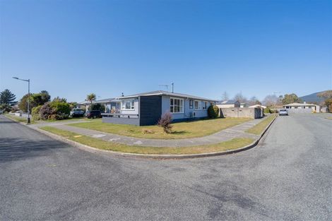 Photo of property in 26 Mararoa Drive, Manapouri, 9679