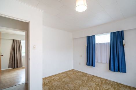 Photo of property in 17 Walton Place, Flaxmere, Hastings, 4120