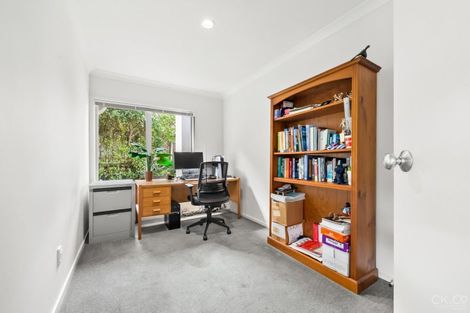 Photo of property in 41 Arahiwi Grove, Tirohanga, Lower Hutt, 5010