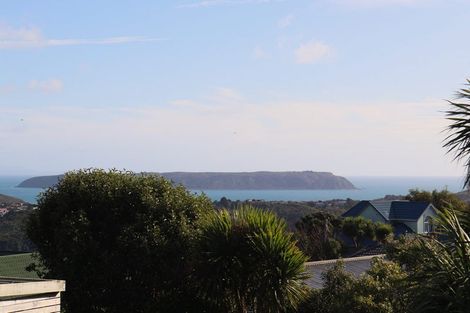 Photo of property in 2 Coventry Close, Ascot Park, Porirua, 5024