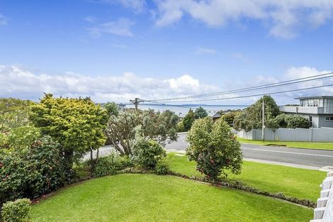 Photo of property in 1/47 Braemar Road, Rothesay Bay, Auckland, 0630