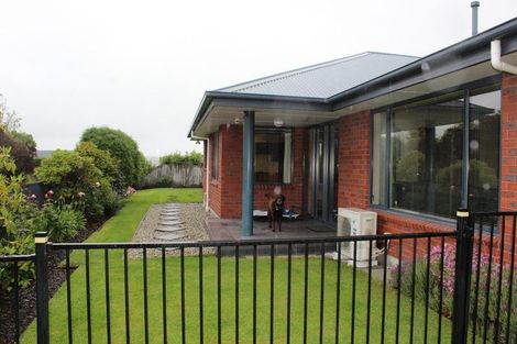 Photo of property in 4 Sunninghurst Drive, Fairfield, Dunedin, 9018