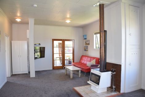 Photo of property in 2 Derby Street, Woodend, Invercargill, 9877