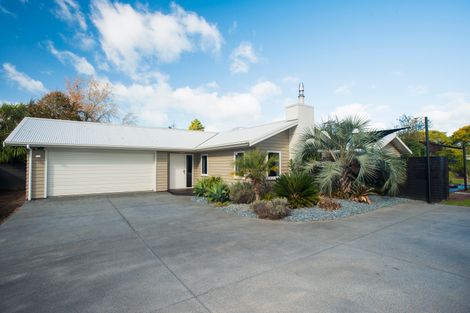 Photo of property in 32 Emily Street, Riverdale, Gisborne, 4010