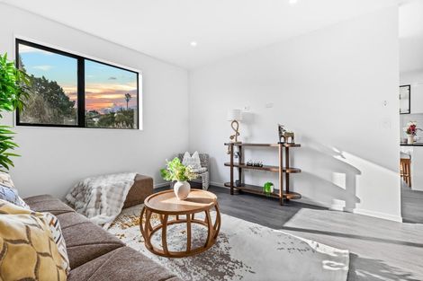 Photo of property in 39a Flaxdale Street, Birkdale, Auckland, 0626