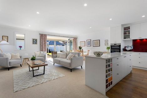 Photo of property in 22 Ruge Court, Cambridge, 3434