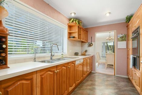 Photo of property in 8 Ferntree Terrace, West Harbour, Auckland, 0618