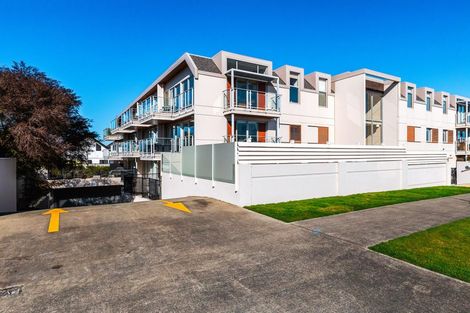 Photo of property in 101 On Roberts, 2/101 Roberts Street, Taupo, 3330