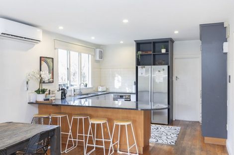 Photo of property in 31 Office Road, Merivale, Christchurch, 8014