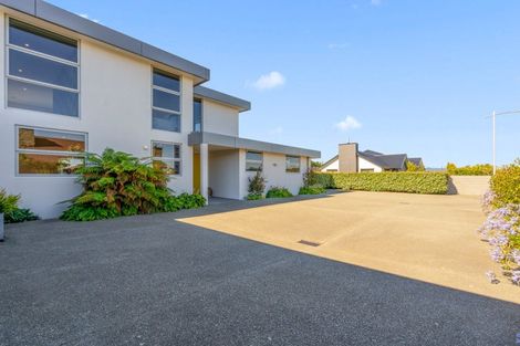 Photo of property in 32 Talboys Drive, Winton, 9720