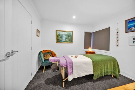 Photo of property in 7 Mercade Close, Stratford, 4332