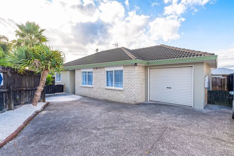Photo of property in 87 Pooks Road, Ranui, Auckland, 0612
