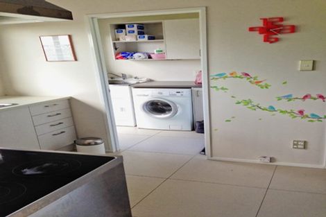 Photo of property in 1 John Webster Place, Glen Eden, Auckland, 0602