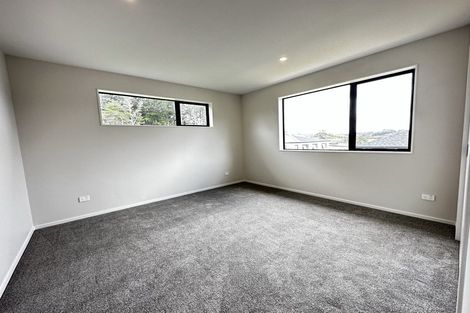 Photo of property in 8 Snuggery Loop, Orewa, 0931