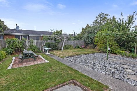 Photo of property in 76 Sawyers Arms Road, Northcote, Christchurch, 8052