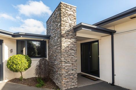 Photo of property in 51 Kirkwood Avenue, Upper Riccarton, Christchurch, 8041