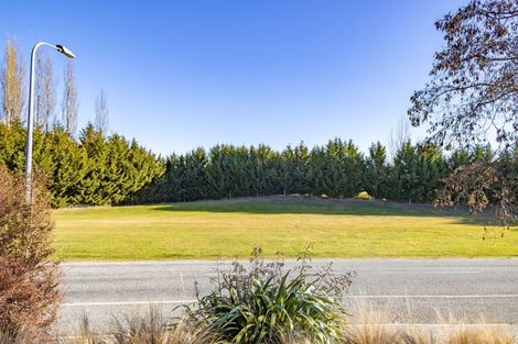 Photo of property in 61 Mcdonnell Road, Arrowtown, 9302