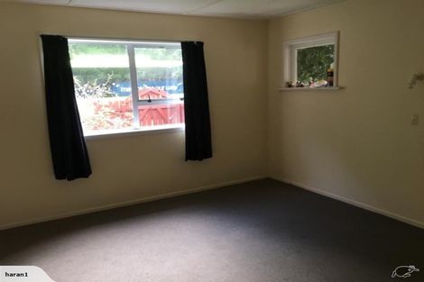 Photo of property in 2/292 Main Road, Tawa, Wellington, 5028