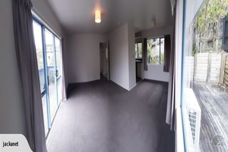 Photo of property in 43a Fairmount Road, Titirangi, Auckland, 0604