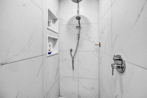 Photo of property in 8 Clearview Road, Lepperton, New Plymouth, 4373