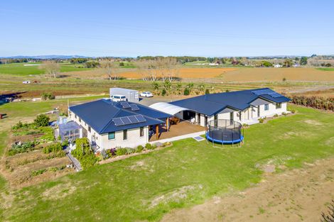Photo of property in 1217 Glenbrook Road, Glenbrook, Waiuku, 2681