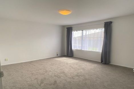 Photo of property in 73 Burswood Drive, Burswood, Auckland, 2013