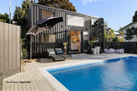 Photo of property in 18 Motiti Road, Papamoa Beach, Papamoa, 3118