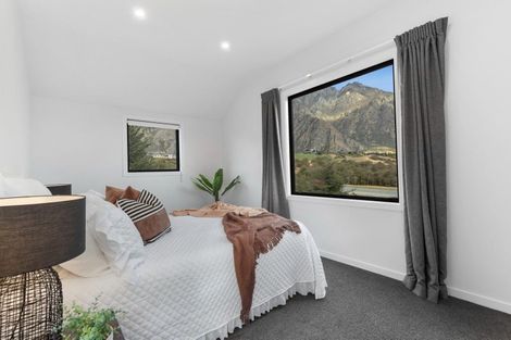 Photo of property in 6 Appin Court, Jacks Point, Queenstown, 9371