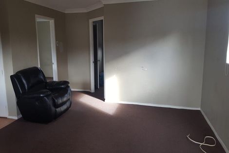 Photo of property in 6 Rhine Place, Weymouth, Auckland, 2103