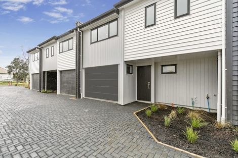 Photo of property in 14e Ropata Avenue, Point England, Auckland, 1072