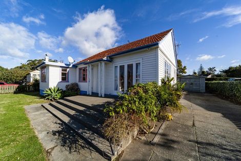 Photo of property in 27 Russell Road, Marewa, Napier, 4110