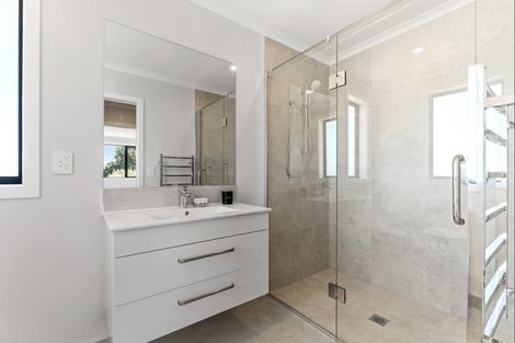 Photo of property in 13 Kia Kaha Drive, Snells Beach, 0920