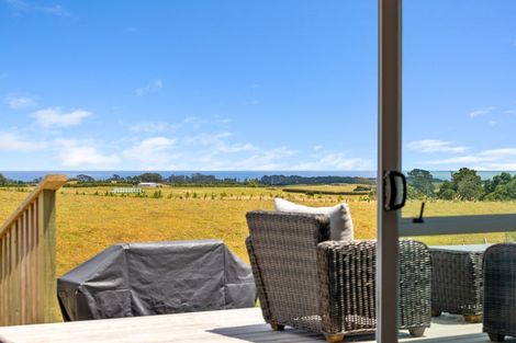 Photo of property in 11 Leith Road, Okato, New Plymouth, 4374