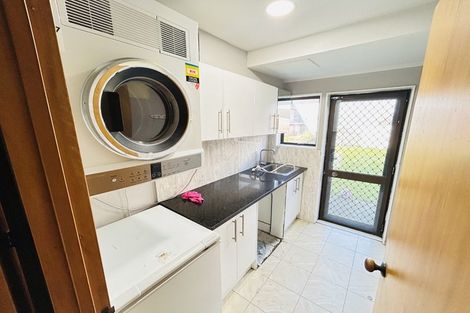 Photo of property in 58 Carnoustie Drive, Wattle Downs, Auckland, 2103
