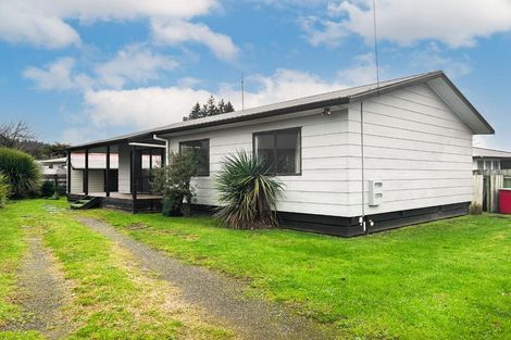 Photo of property in 51 Fairview Road, Western Heights, Rotorua, 3015