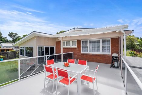 Photo of property in 15 Old Onerahi Road, Onerahi, Whangarei, 0110