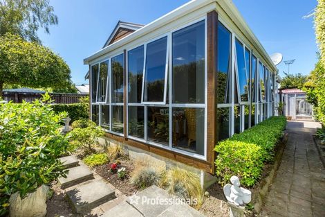 Photo of property in 34 Palmer Crescent, Silverstream, Upper Hutt, 5019