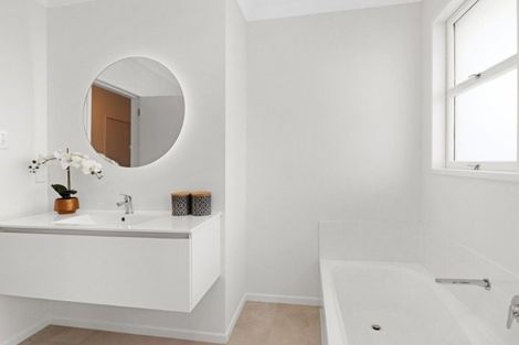 Photo of property in 9a Lilac Place, Otumoetai, Tauranga, 3110