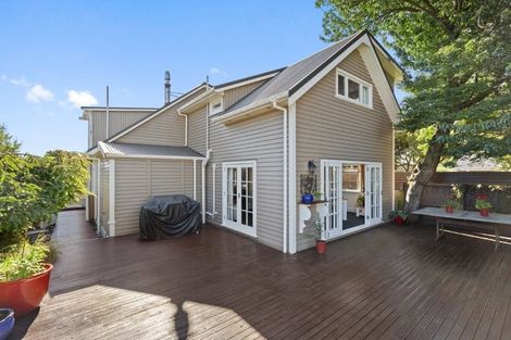 Photo of property in 40 North Parade, Richmond, Christchurch, 8013