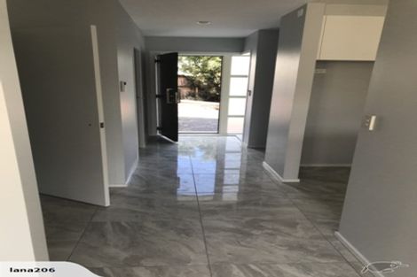 Photo of property in 6/14 Fields Parade, Oteha, Auckland, 0632