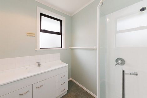 Photo of property in 64 Highbury Avenue, Highbury, Palmerston North, 4412