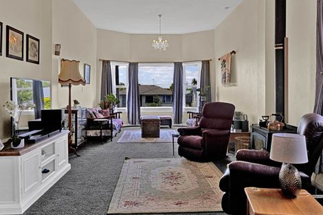 Photo of property in 3 Victoria Street, Hawera, 4610