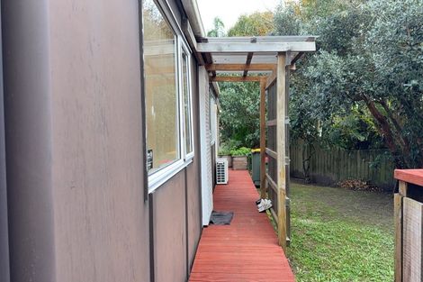 Photo of property in 57 View Road, Henderson, Auckland, 0612