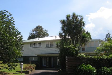 Photo of property in 77 Nikau Street, New Lynn, Auckland, 0600