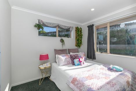 Photo of property in 33 Antrim Place, Nawton, Hamilton, 3200