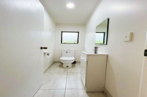 Photo of property in 24 Ramelton Road, Mount Roskill, Auckland, 1041