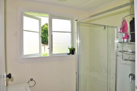 Photo of property in 23 Cumberland Street, Leigh, 0985