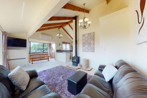 Photo of property in 4 Rangitane Grove, Waitarere Beach, Levin, 5510