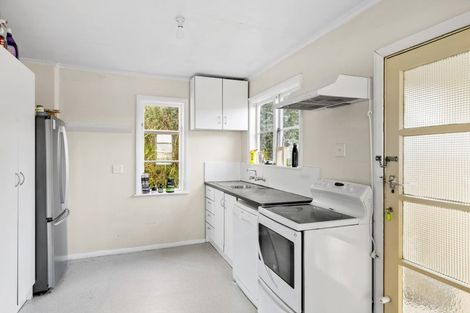 Photo of property in 17 Highbury Road, Highbury, Wellington, 6012