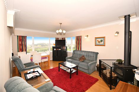 Photo of property in 6b Mountain Road, Kaiwaka, Maungaturoto, 0587